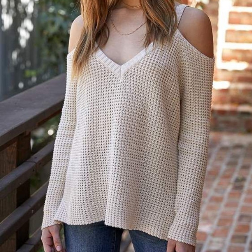 LA HEARTS cold shoulder sweater